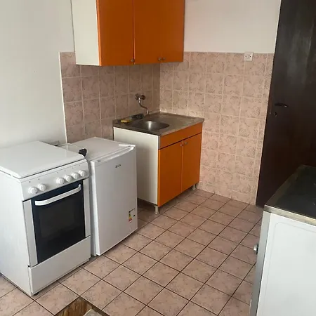 شقة Mina Kursumlija