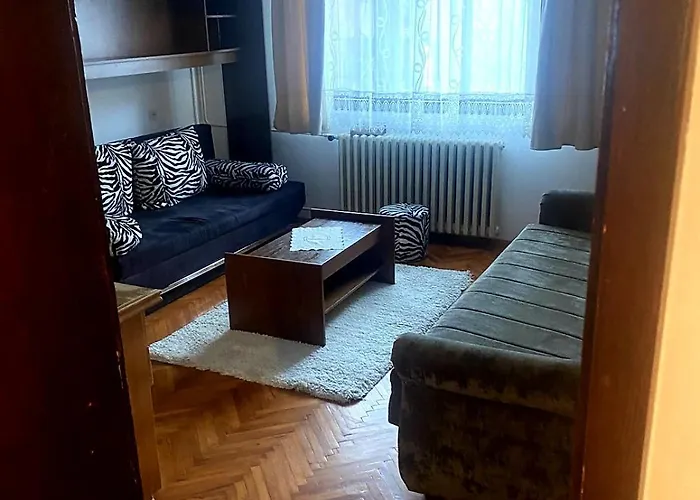 شقة Mina Kursumlija