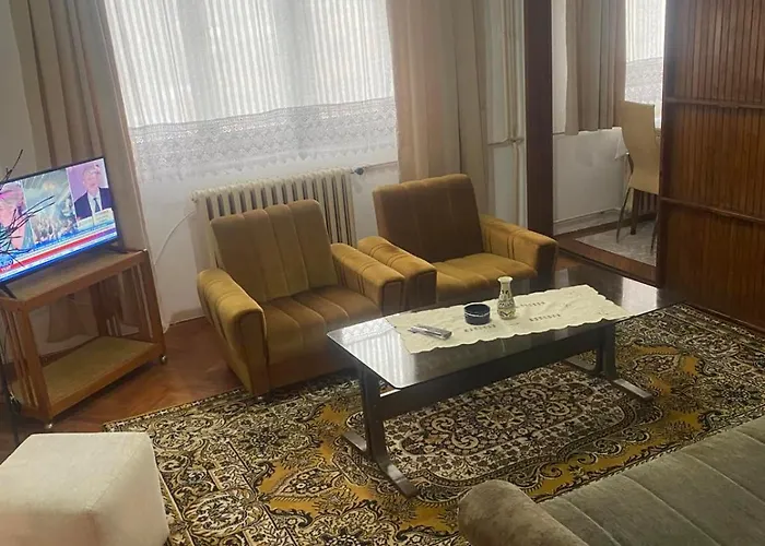 شقة Mina Kursumlija